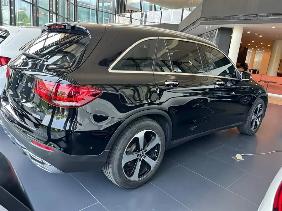 Mercedes Benz GLC