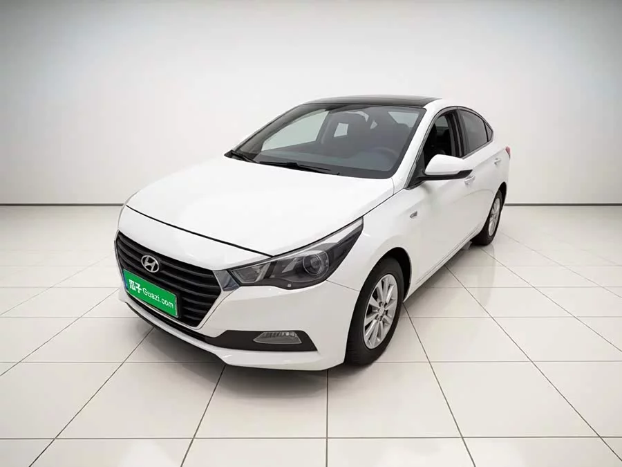Hyundai Elantra / Celesta