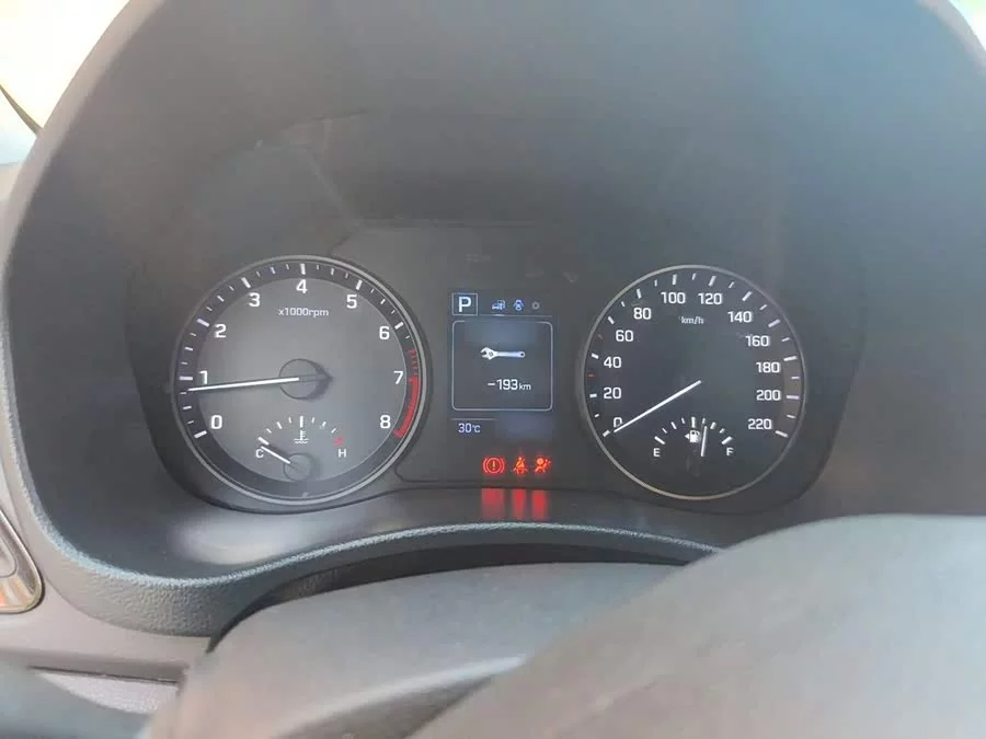 Hyundai Elantra / Celesta