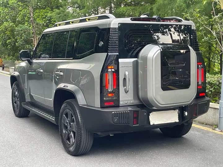 Jetour traveler