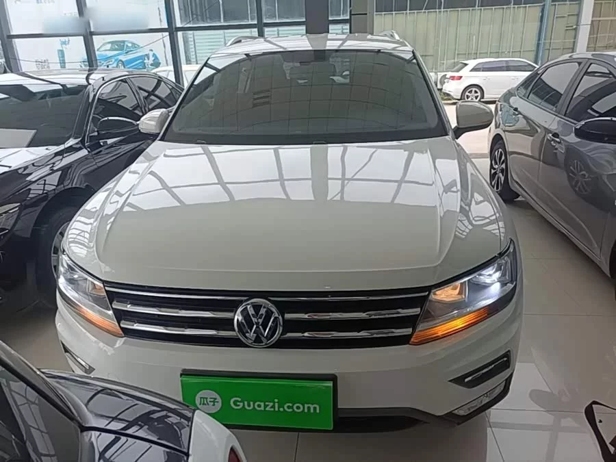 Volkswagen Tiguan L