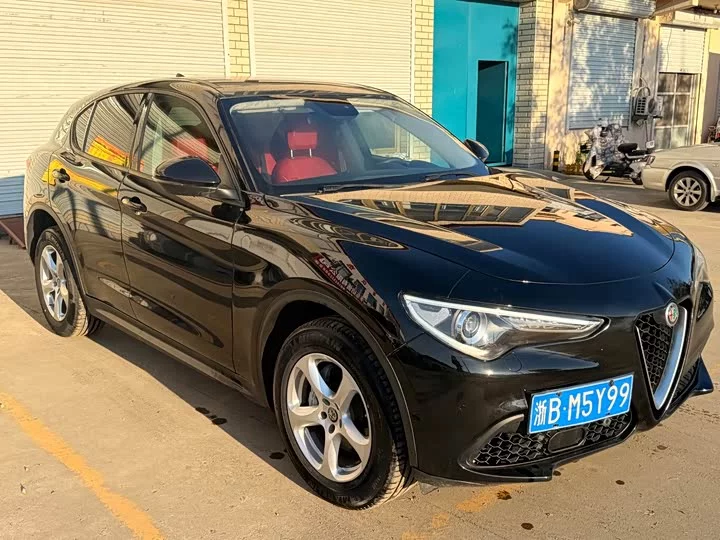 alfa romeo Stelvio