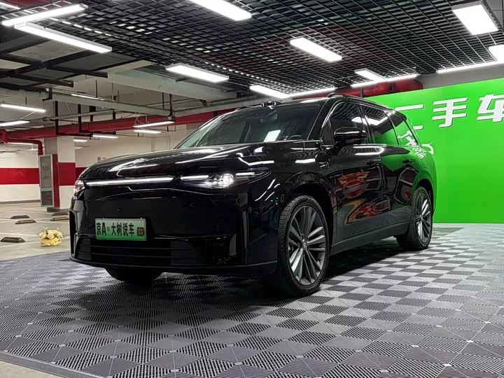 Leapmotor C16