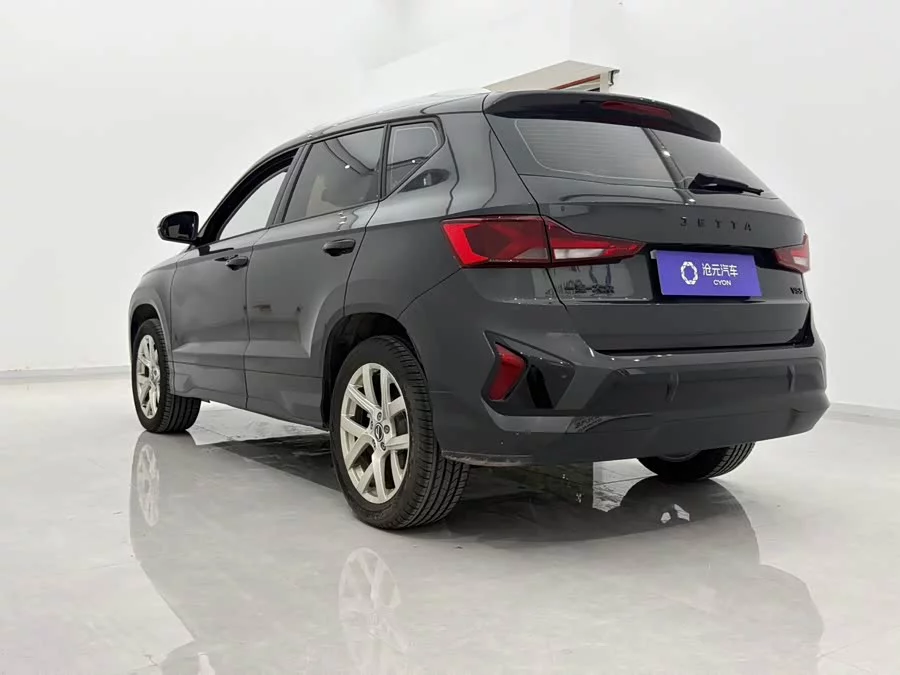 Jetta VS5