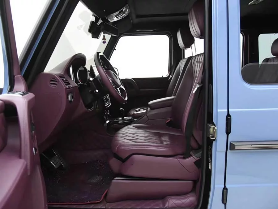 Mercedes Benz G-rated