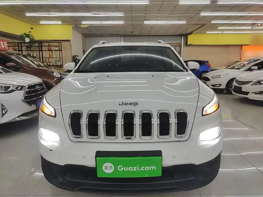 Jeep Cherokee
