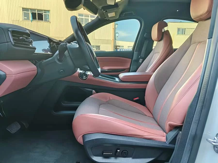 NIO EC6