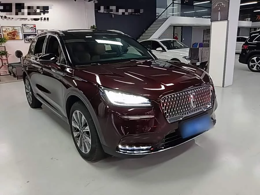 Lincoln Adventurer