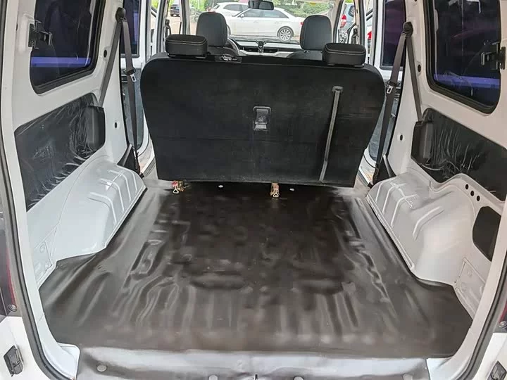 Wuling Hongguang PLUS
