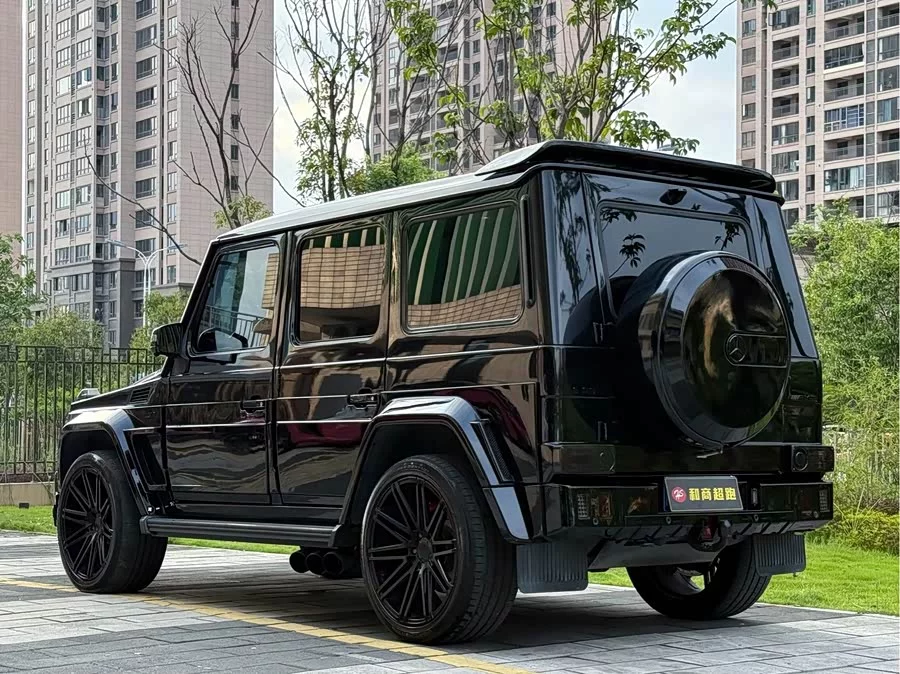 Mercedes Benz G-rated
