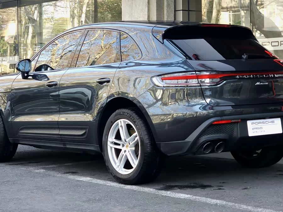 Porsche Macan