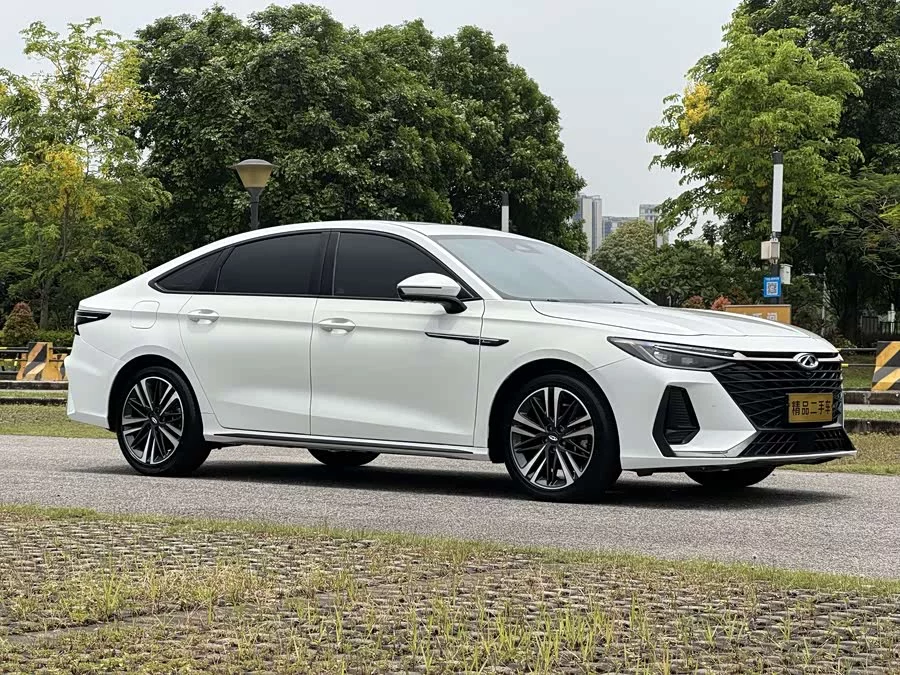 Chery Arrizo 8