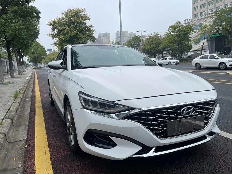 Hyundai Festa