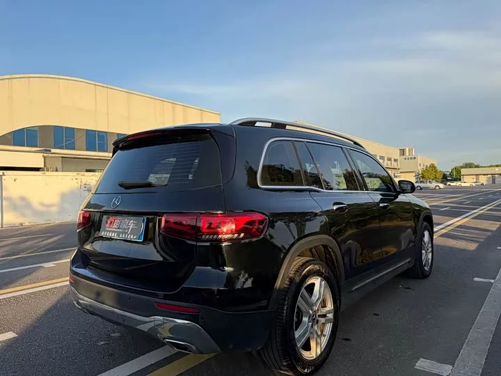 Mercedes-Benz GLB