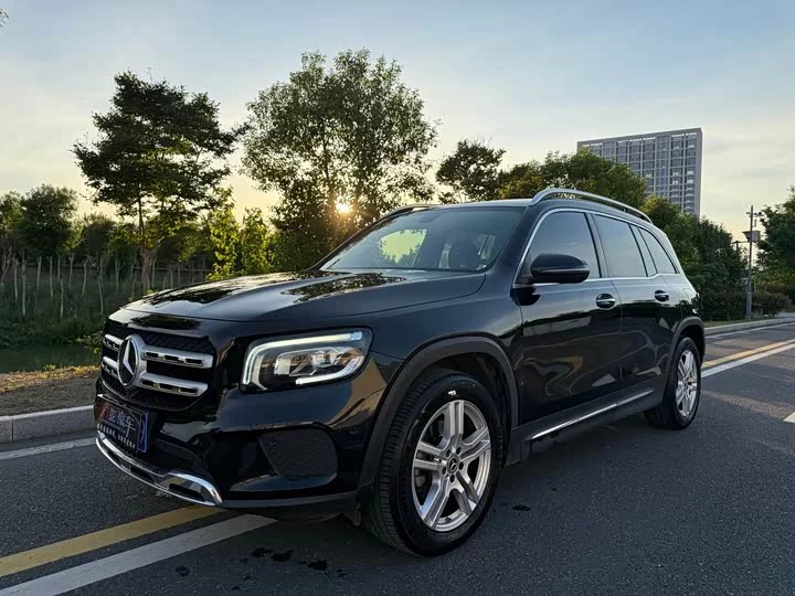 Mercedes-Benz GLB