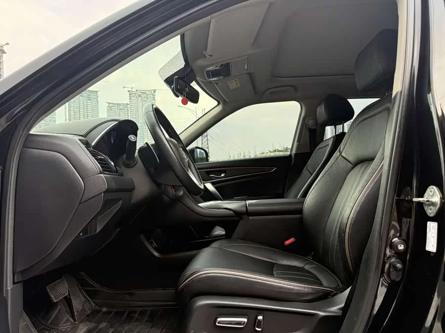 Honda Crown Road