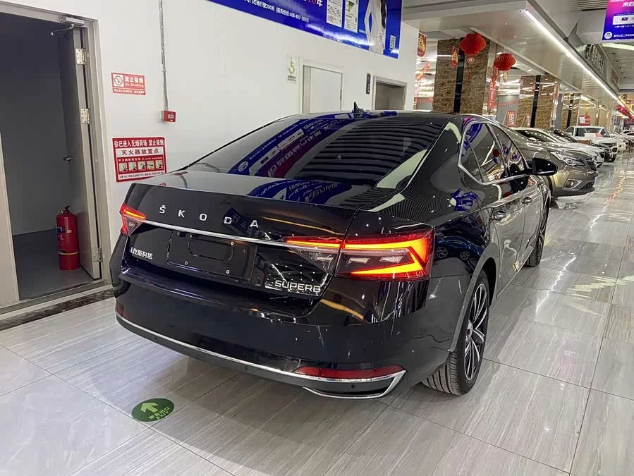 Skoda SuperB