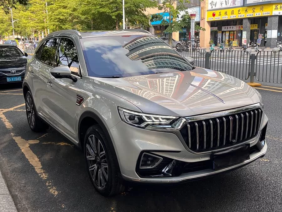 Hongqi HS5