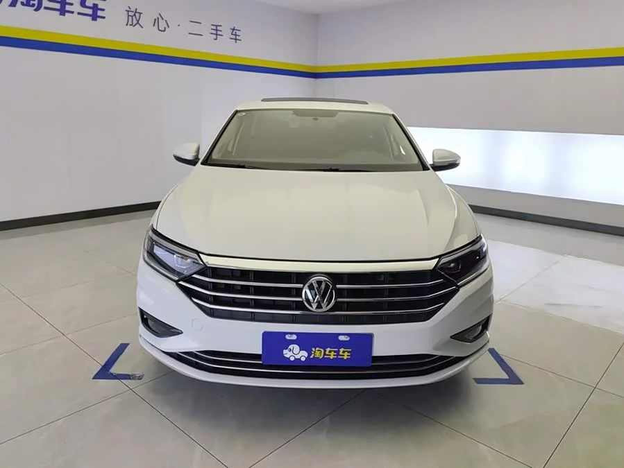 Volkswagen Sagitar