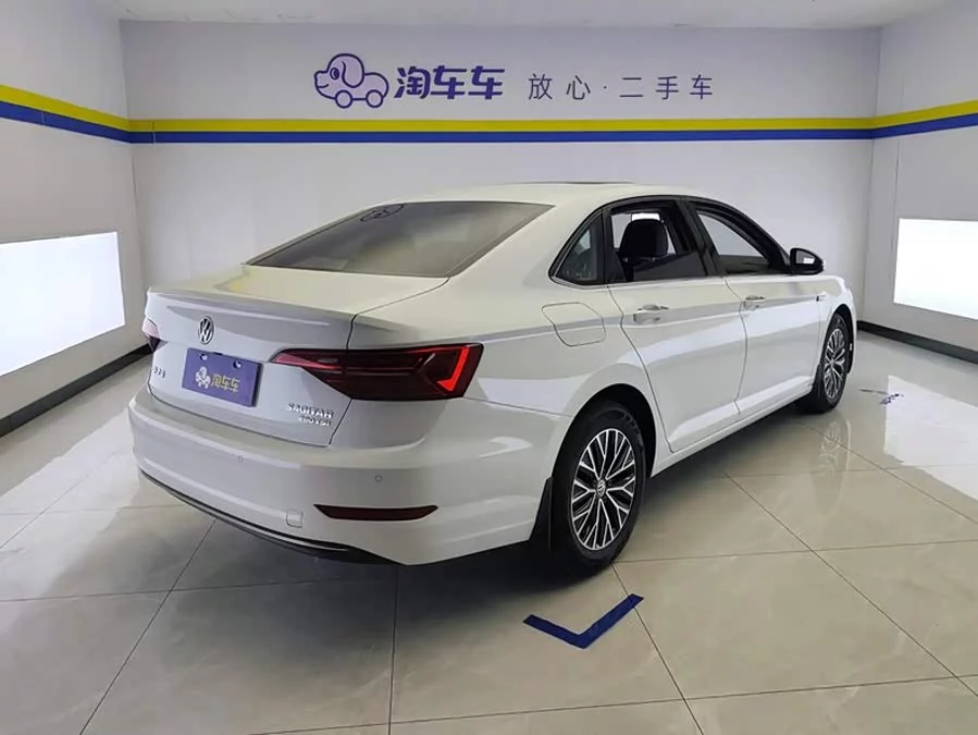 Volkswagen Sagitar