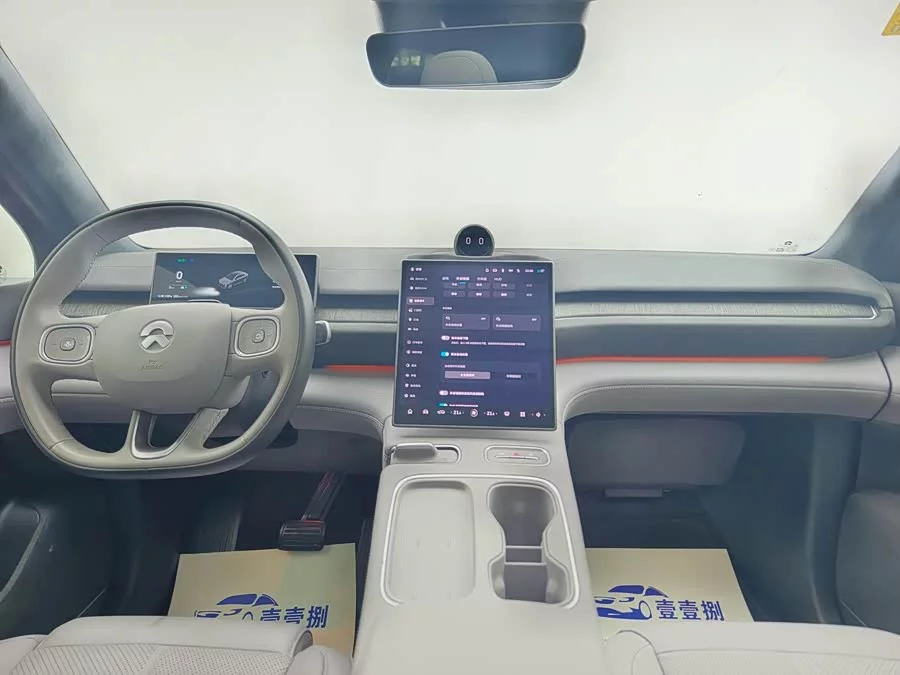 NIO EC6