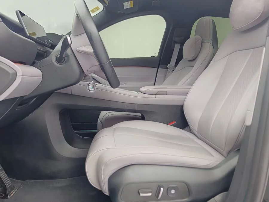 NIO EC6