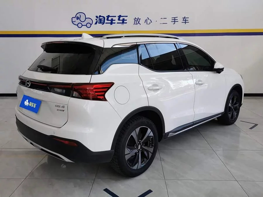 GAC Trumpchi GS4