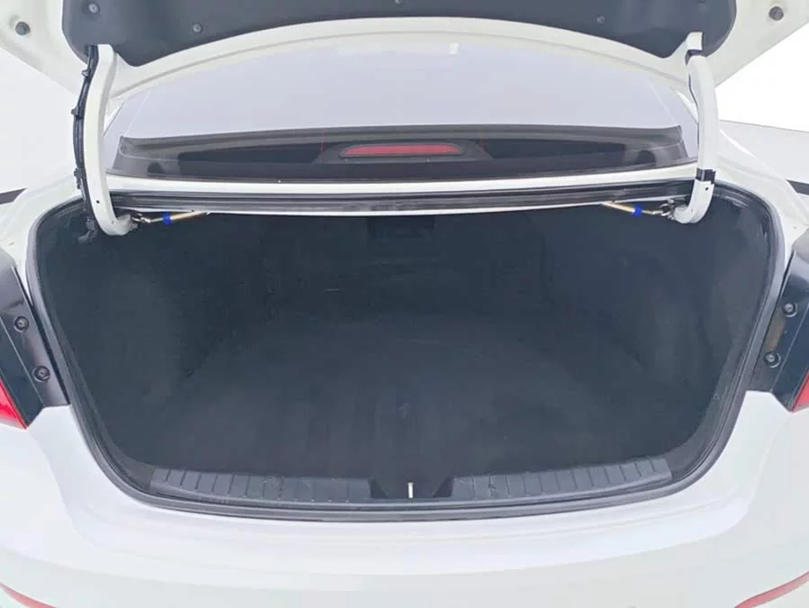 Hyundai Mistra