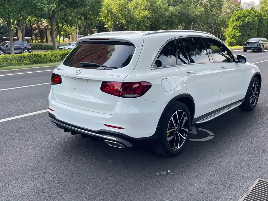 Mercedes Benz GLC