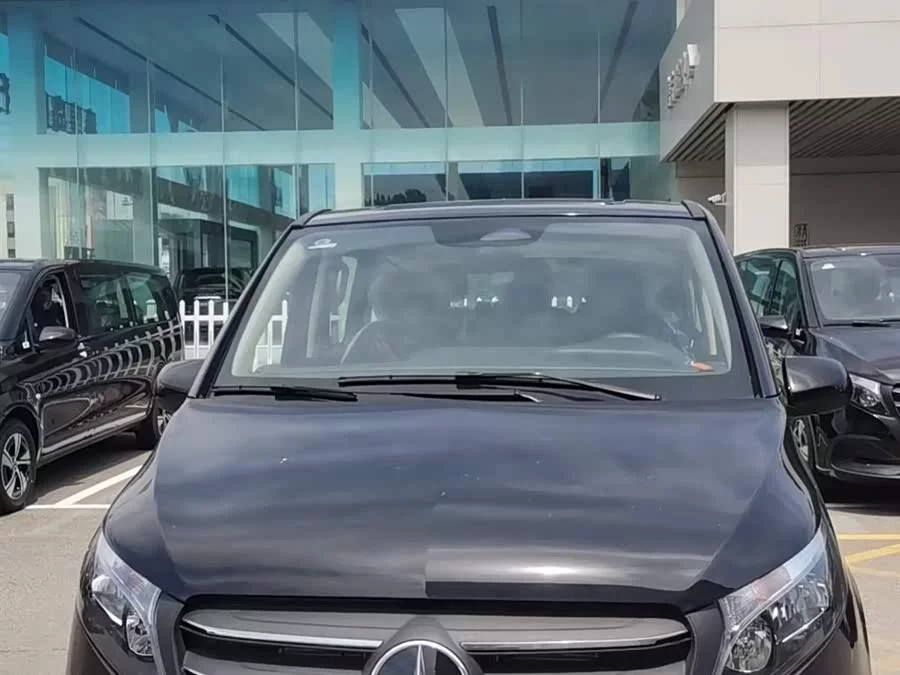 Mercedes Benz Vito