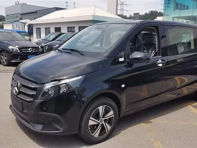 Mercedes Benz Vito