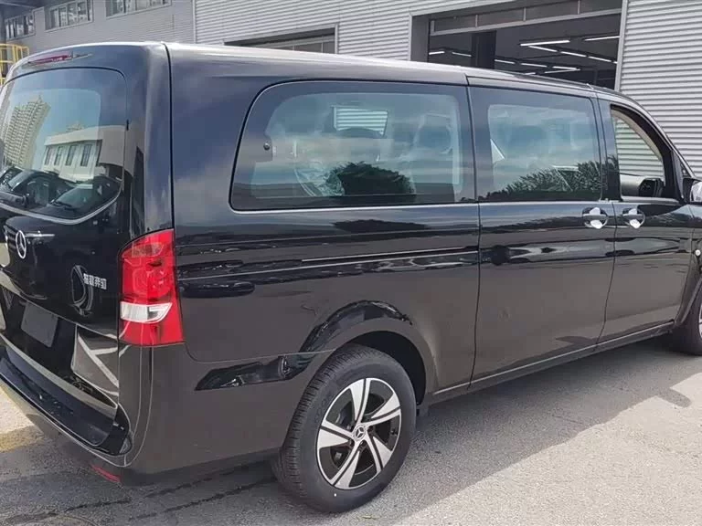 Mercedes Benz Vito