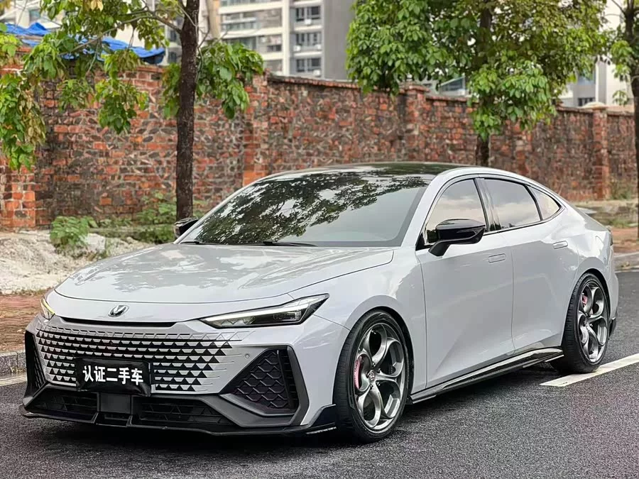 Changan UNI-V