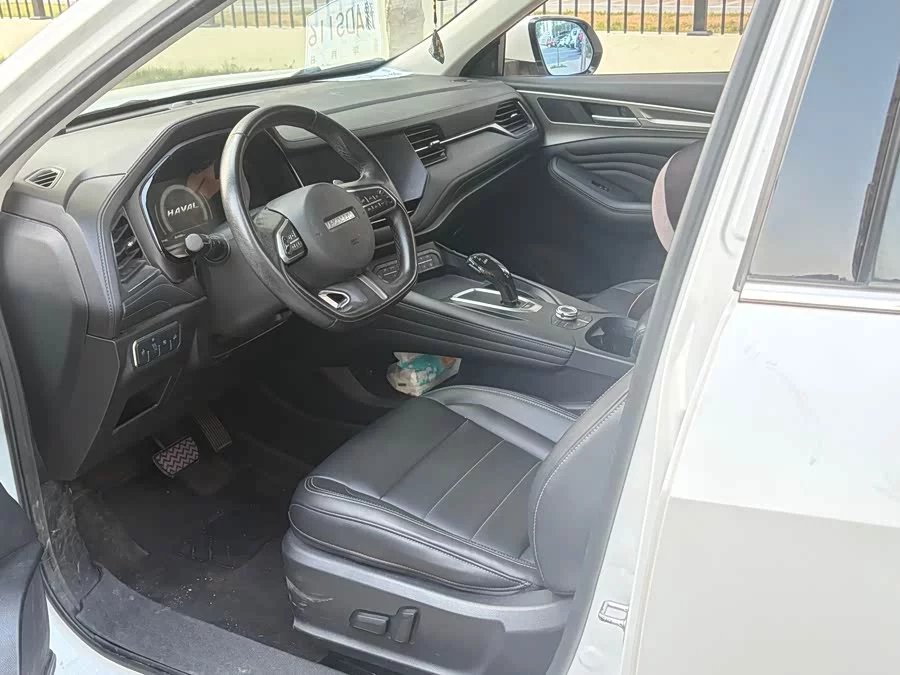 Haval F7