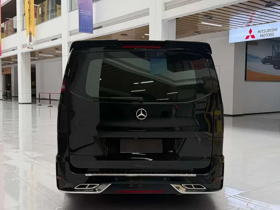 Mercedes Benz Vito