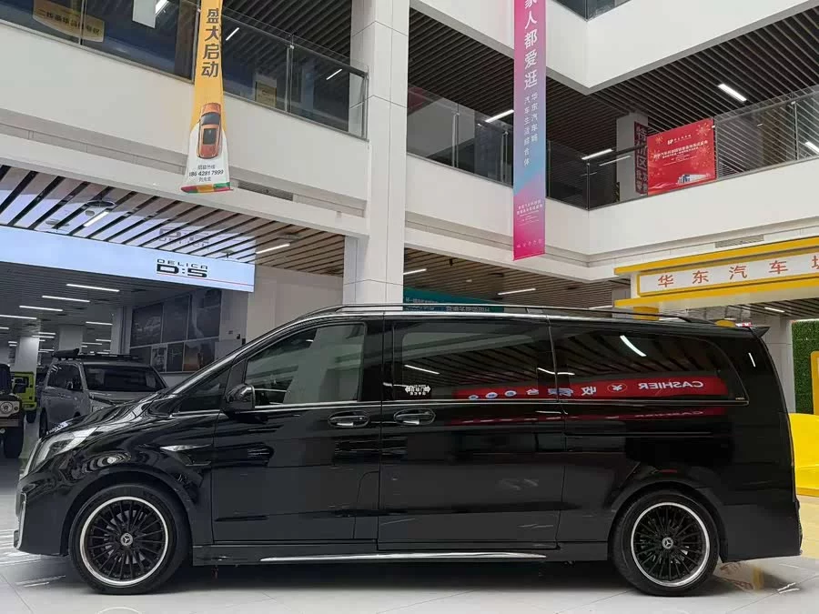 Mercedes Benz Vito
