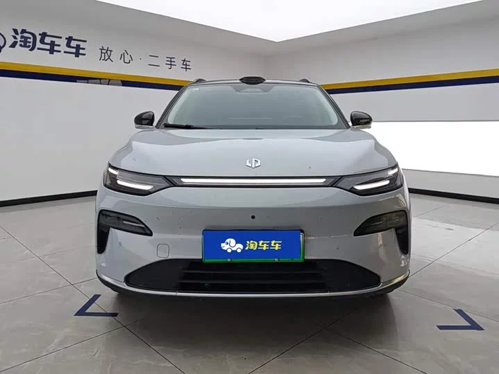 Leapmotor Zero running C11