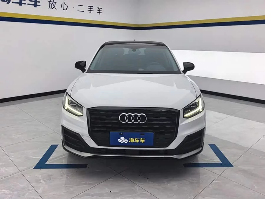 Audi Q2L