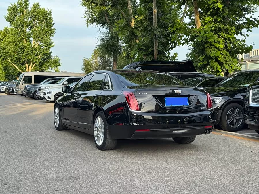 Cadillac CT6