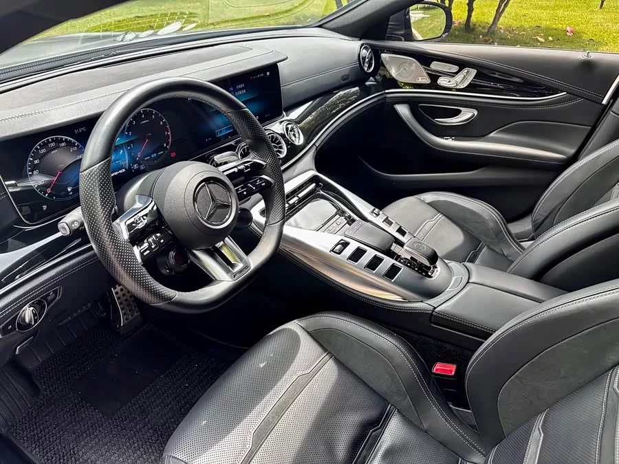 Mercedes Benz AMG GT