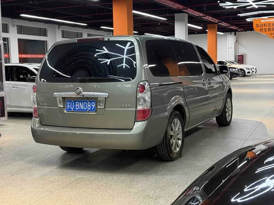 Buick GL8
