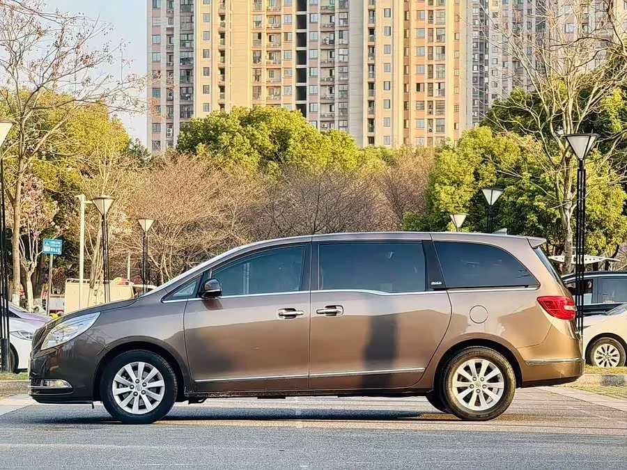 Buick GL8