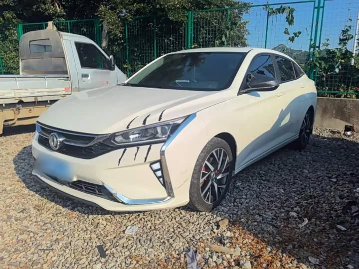 Dongfeng Yixuan