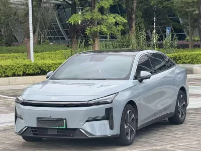 Geely Galaxy L6