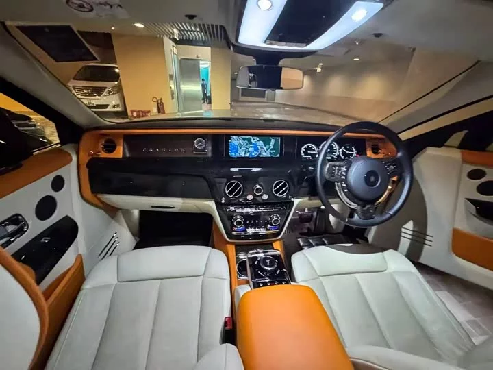 Rolls Royce phantom