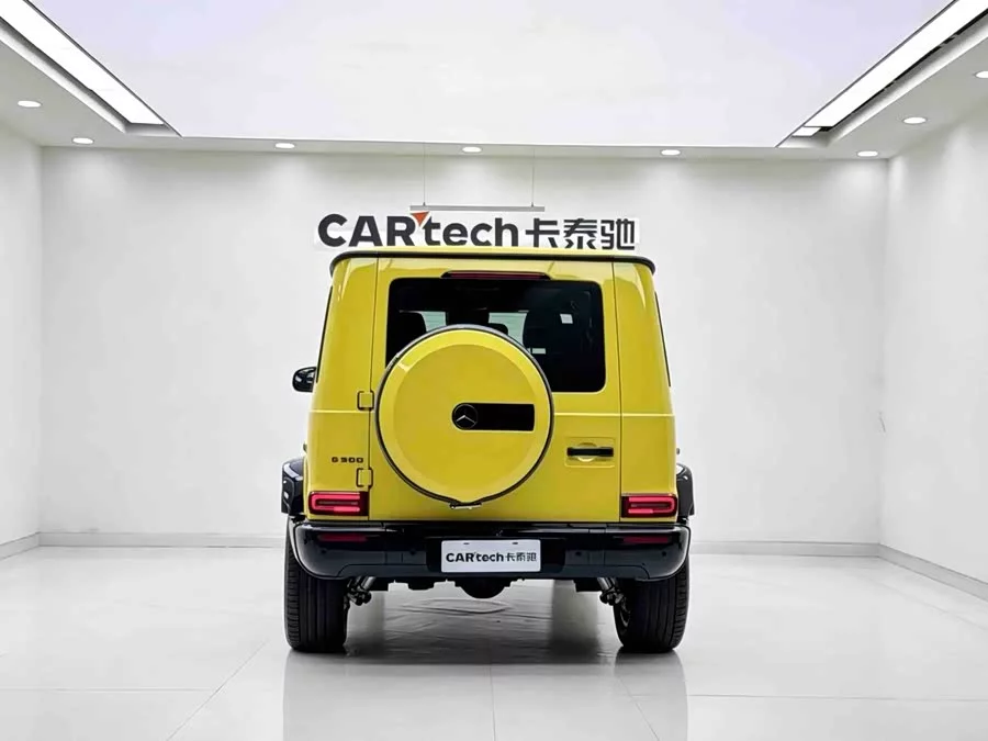 Mercedes Benz G-rated
