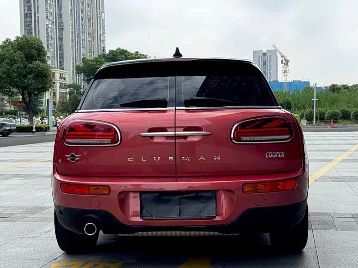 MINI CLUBMAN