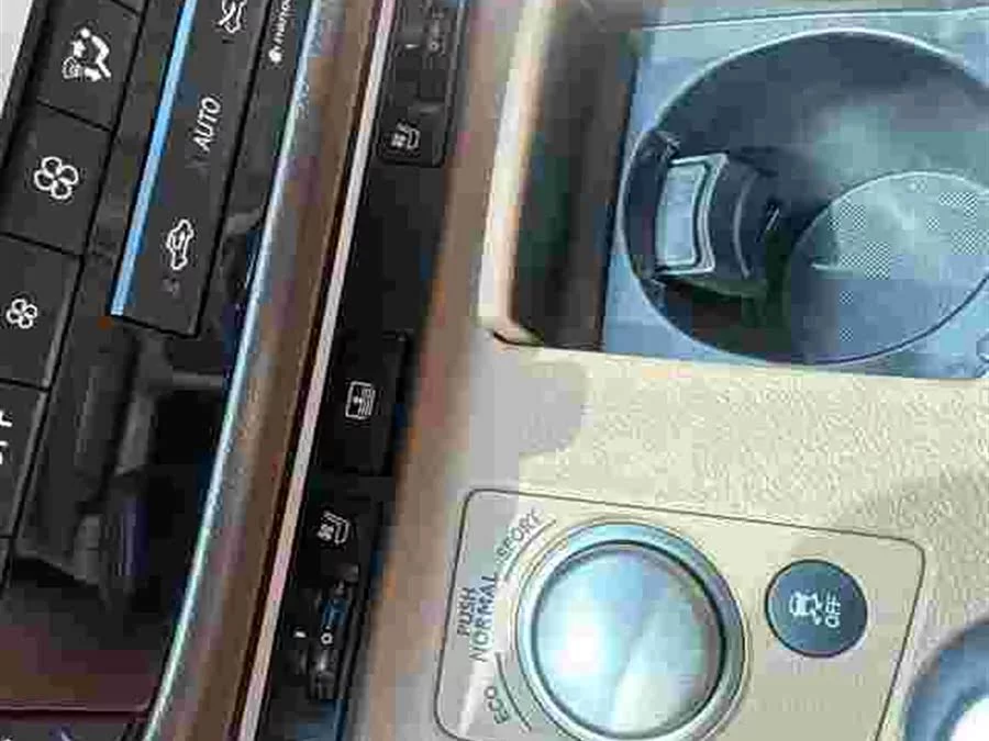 Lexus ES