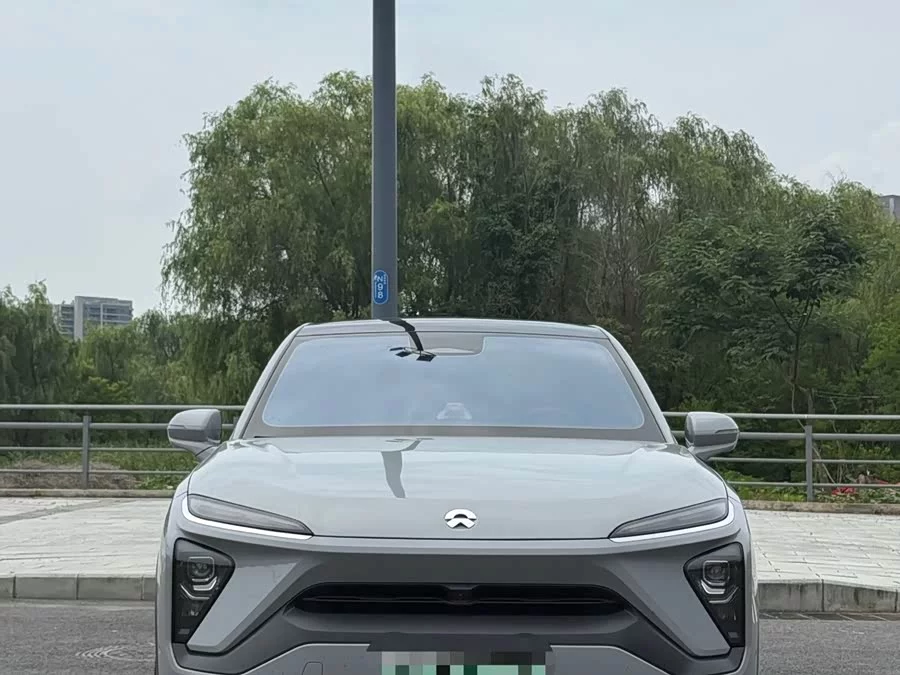 NIO EC6