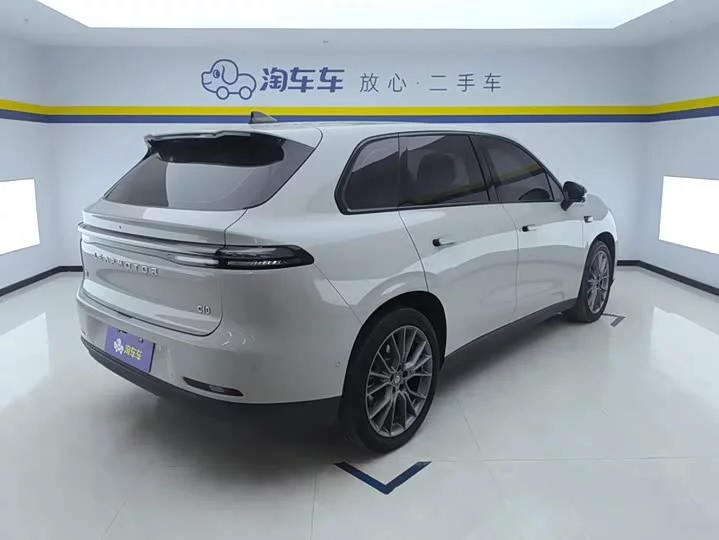 Leapmotor Zero running C10